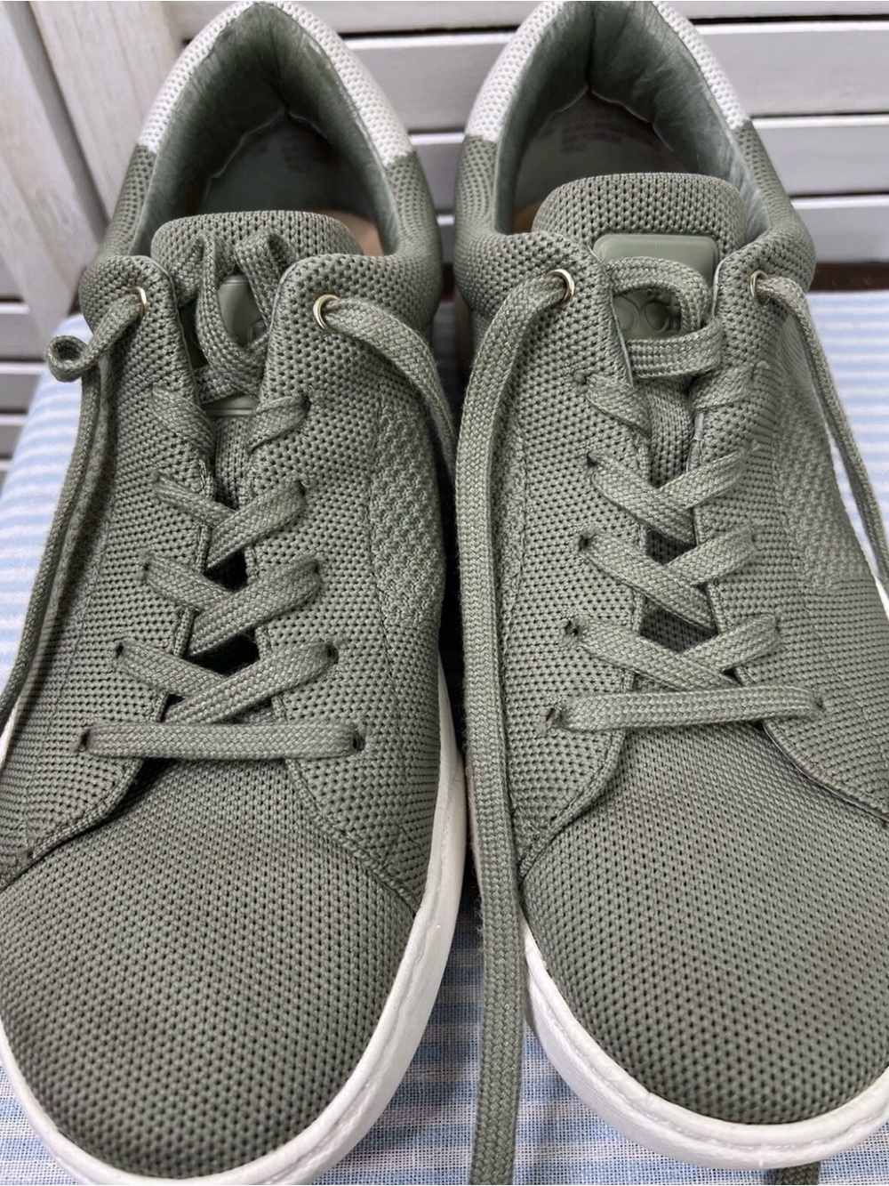 Sofft Women's Wayln Sneaker Knit Low-Top Sage Green Size 10 Box - Picture 15 of 15